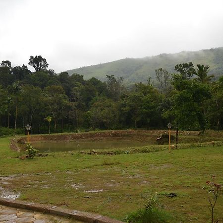 The Kaduhithlu Hotel Sakleshpur Exterior photo